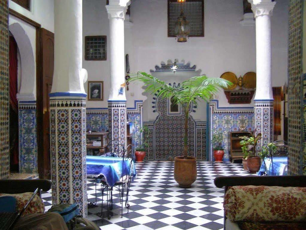 Dalia Riad 3*